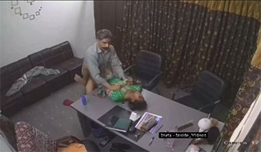College Principal Fucking College Girl on Table – desisex