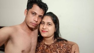 Chubby Bhabhi Fucking With Lover Viral Nude Video
